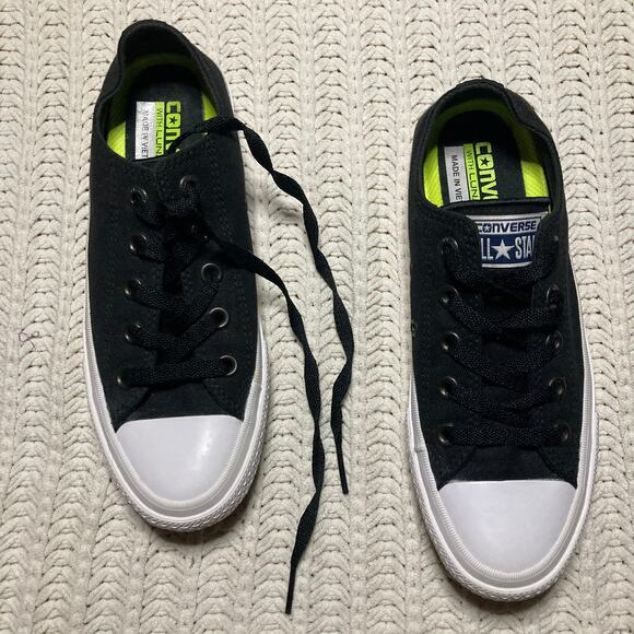Converse All Star| Chuck Taylor 2 youth kids classic low top sneakers NWOT - Picture 11 of 14
